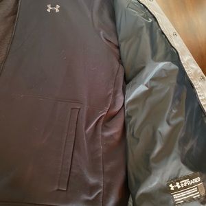 Under Armour Men’s XXL Winter Jacket-Gray